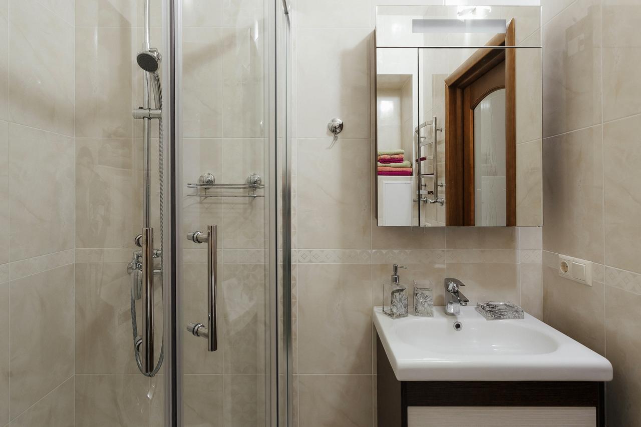 Arcadia Vip-apartments In Golfstream *