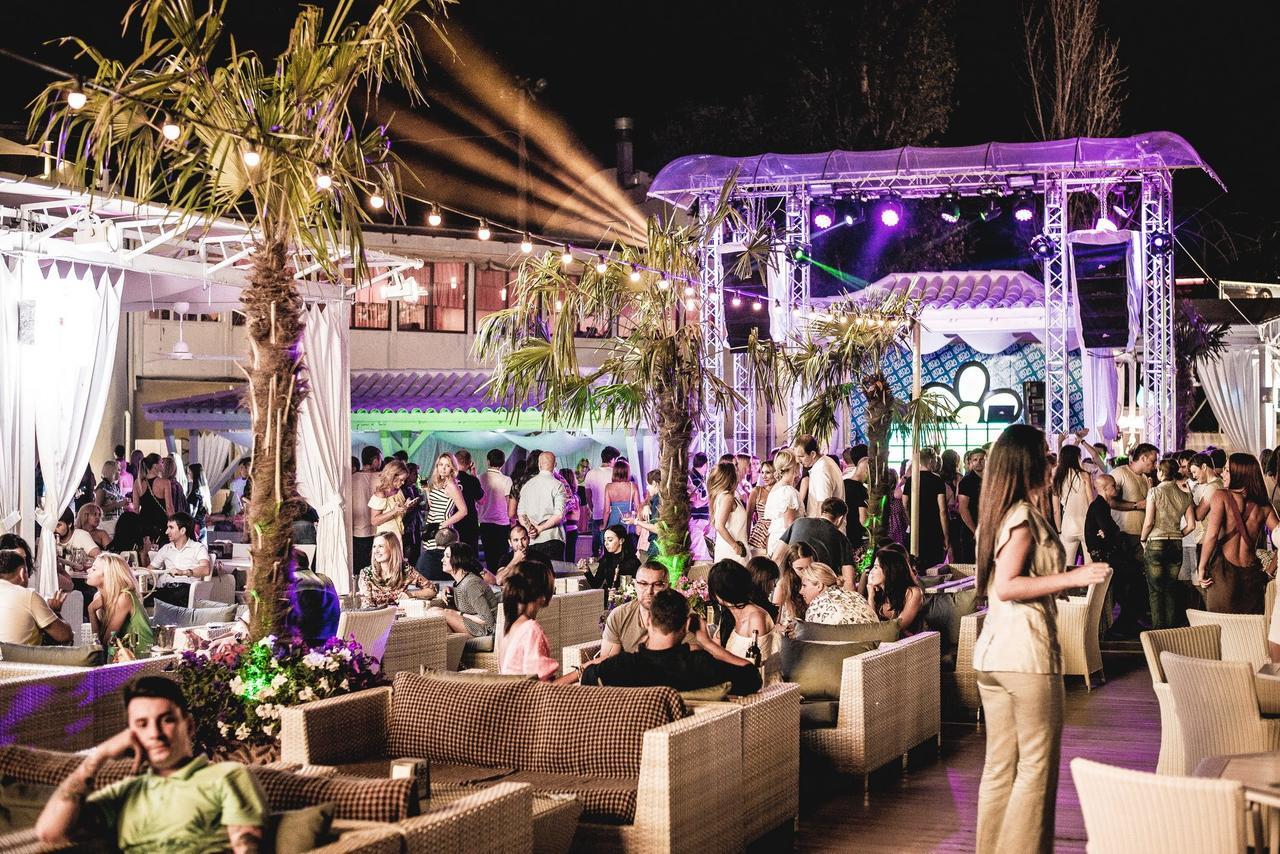 Arcadia Vip-apartments In Golfstream * Odesa